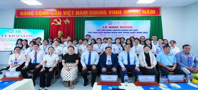 Dong Thap University Holds Opening Ceremony of the 3rd Textile Training Course for Chinese Language Majors